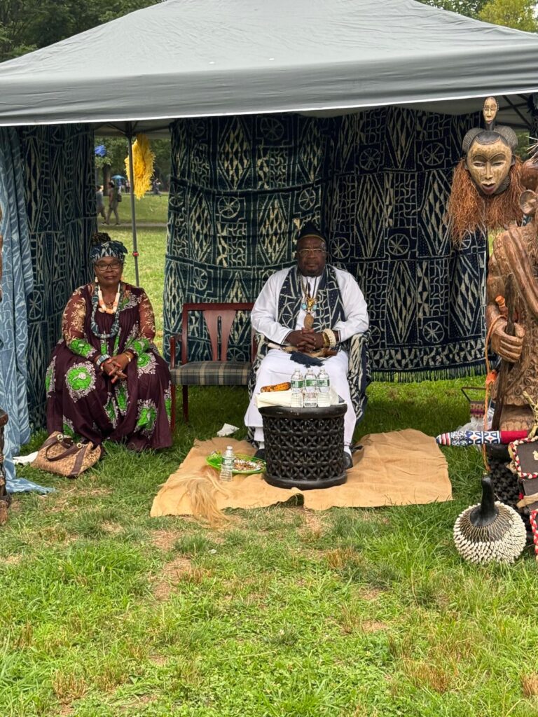 0b9de5a8-9a04-4536-9f1a-7bb568a85a68-768x1024 FONDATION DEDIER A SA MAJESTE LE ROI NANA ANDRE FLOBERT