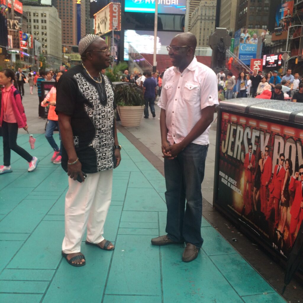 le-Roi-a-times-square-1-1024x1024 FONDATION DEDIER A SA MAJESTE LE ROI NANA ANDRE FLOBERT